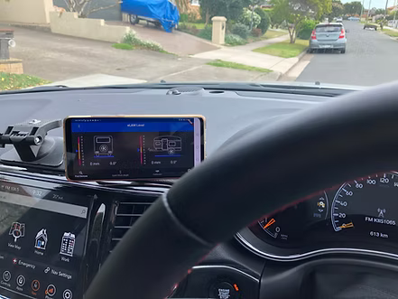 eLam Level V2-Plus In-Vehicle Dashboard Setup | LevelUp RV NZ